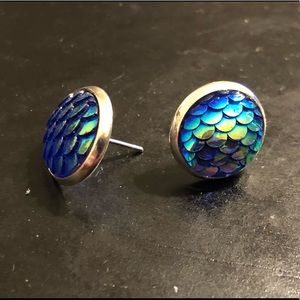 Memaid Scale Earrings